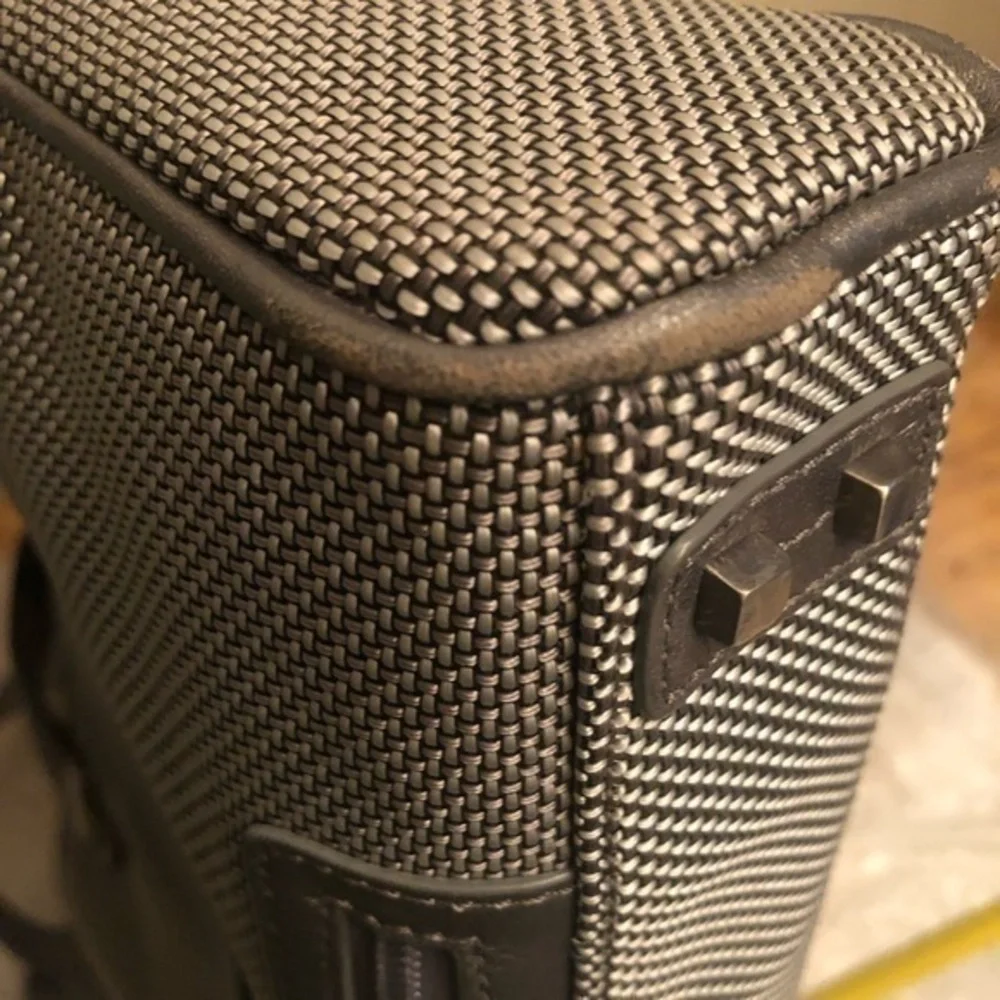 Tumi gray silver laptop briefcase business bag